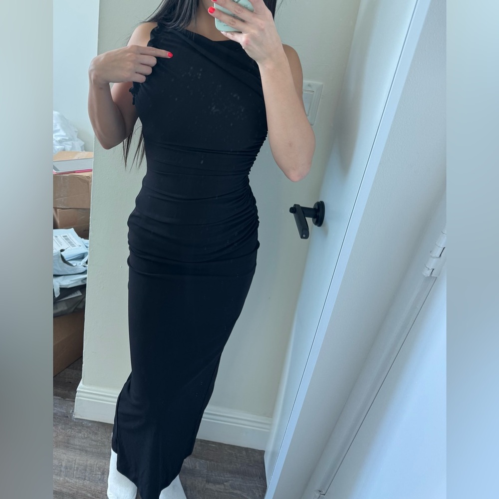 Elegant Black Ruched Dress